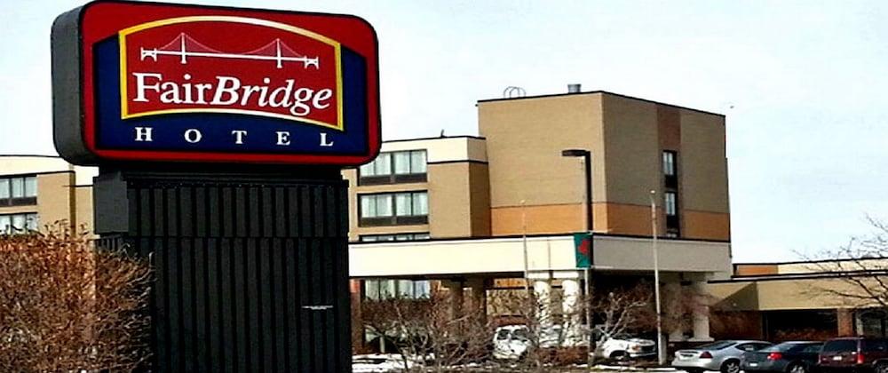 Fairbridge Hotel Cleveland East Wickliffe Exterior foto